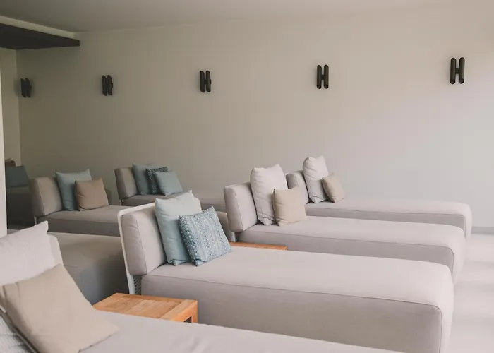 The Park Wellnessspa & Restaurant 4*