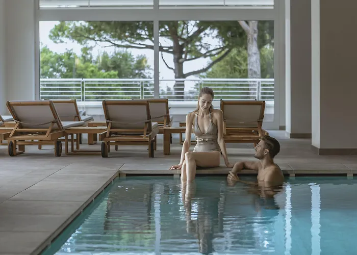 The Park Wellnessspa & Restaurant Otel 4*