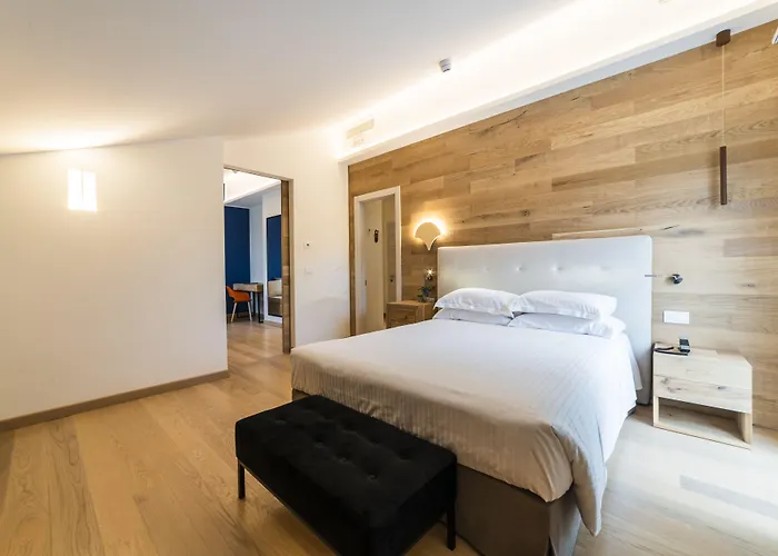 The Park Wellnessspa & Restaurant Otel